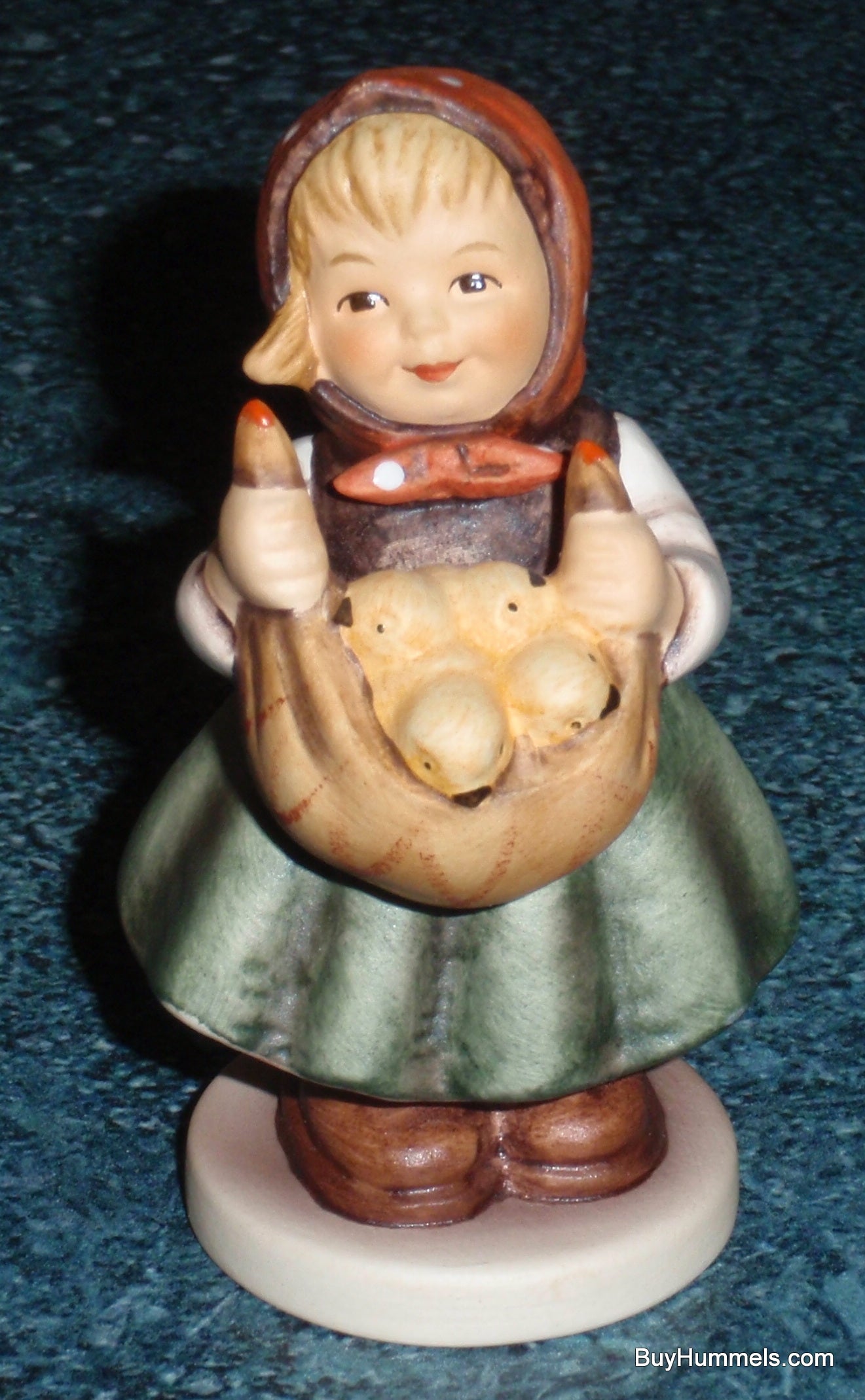 Goebel Hummel Figurine #385 4/0 "Chicken Licken"