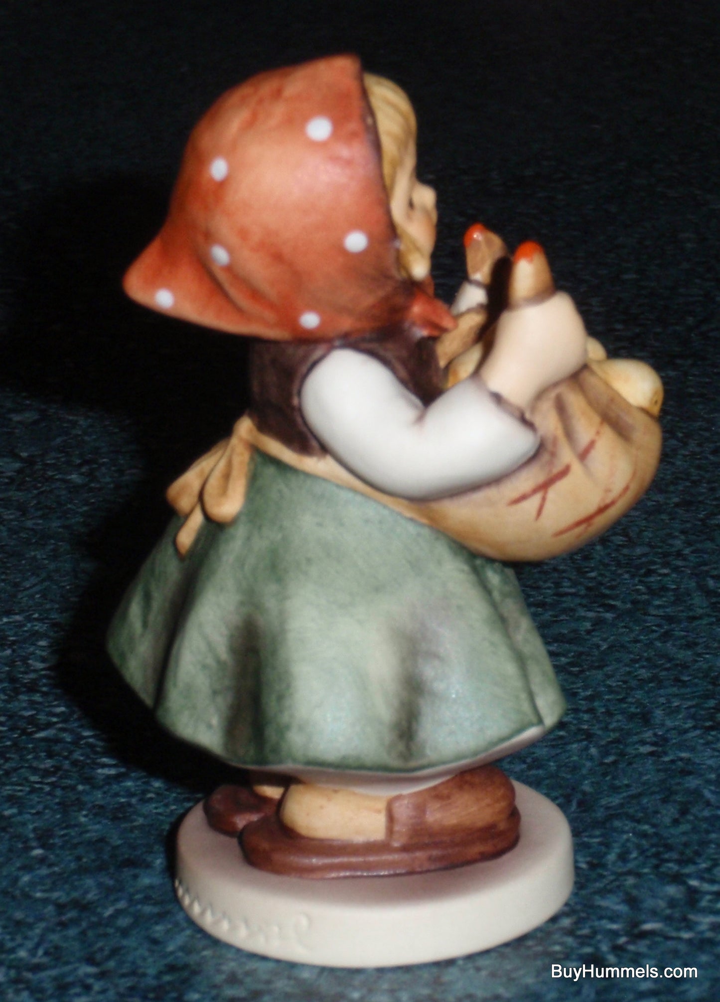 "Chicken Licken" Goebel Hummel Figurine #385 4/0
