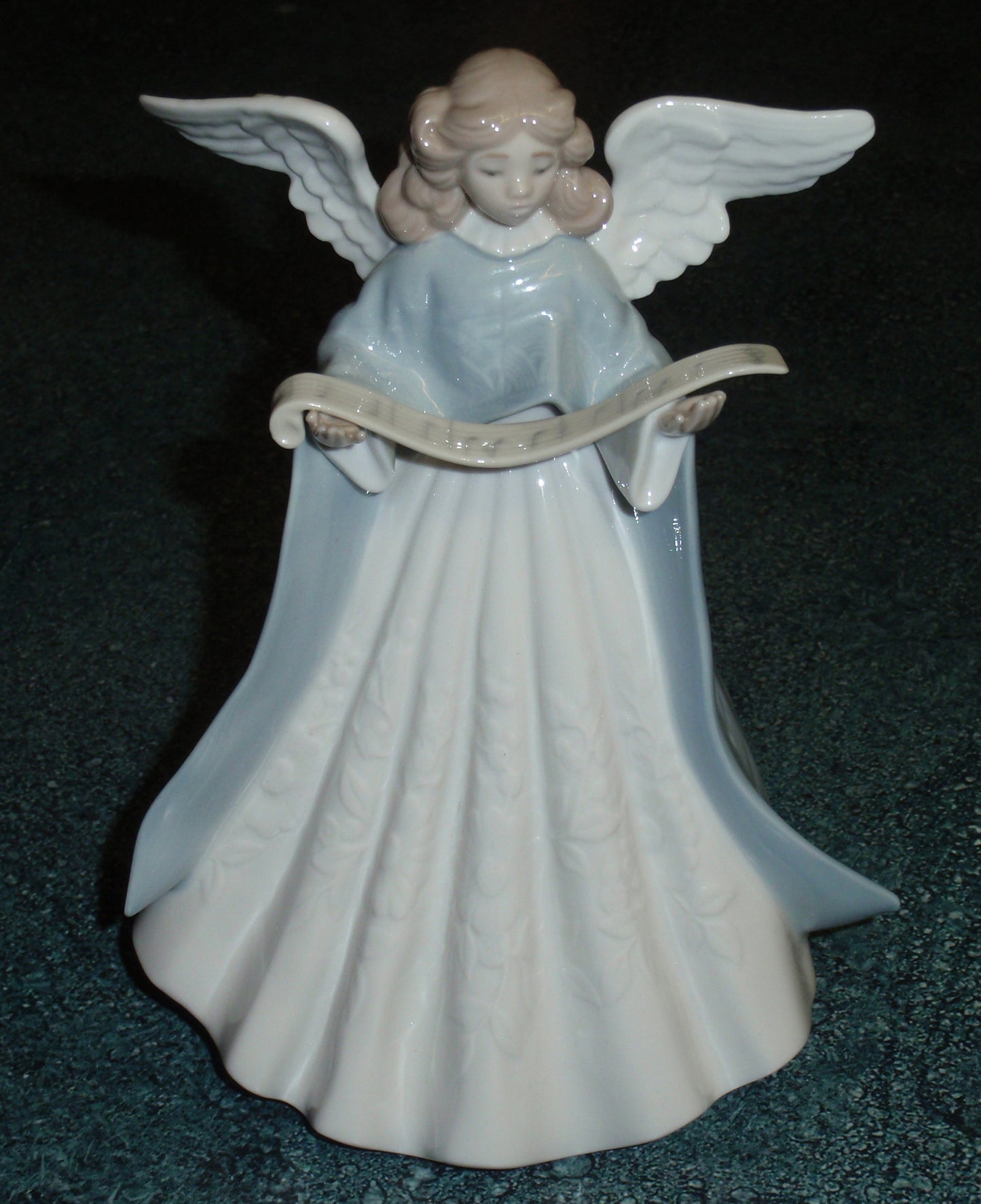 "Christmas Tree Topper" Lladro Figurine #5875 - Angel Singing with Scroll