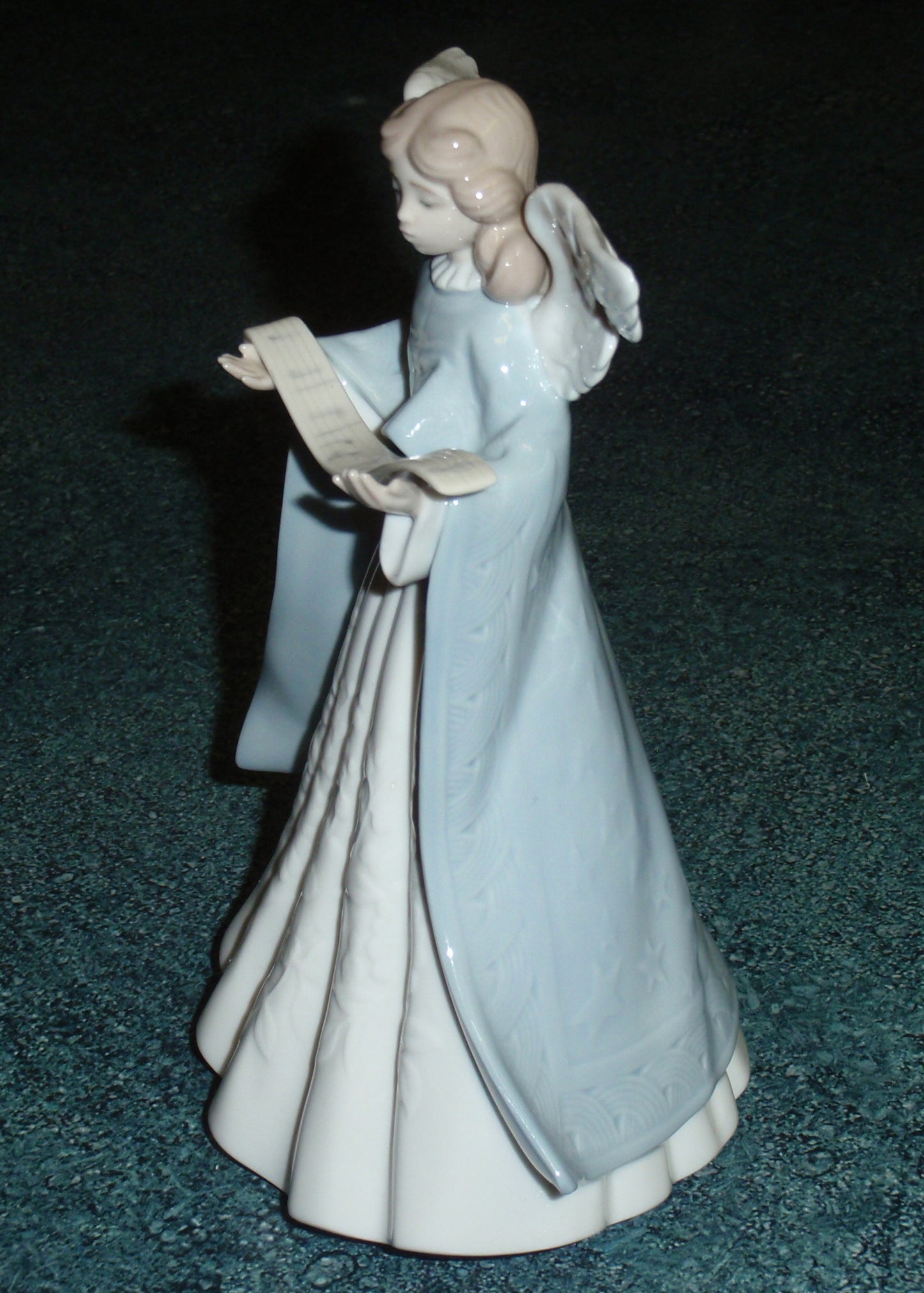 "Christmas Tree Topper" Lladro Figurine #5875 - Angel Singing with Scroll