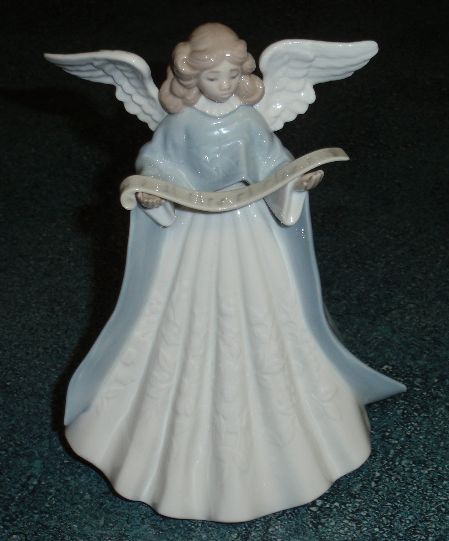 "Christmas Tree Topper" Lladro Figurine #5875 - Angel Singing with Scroll
