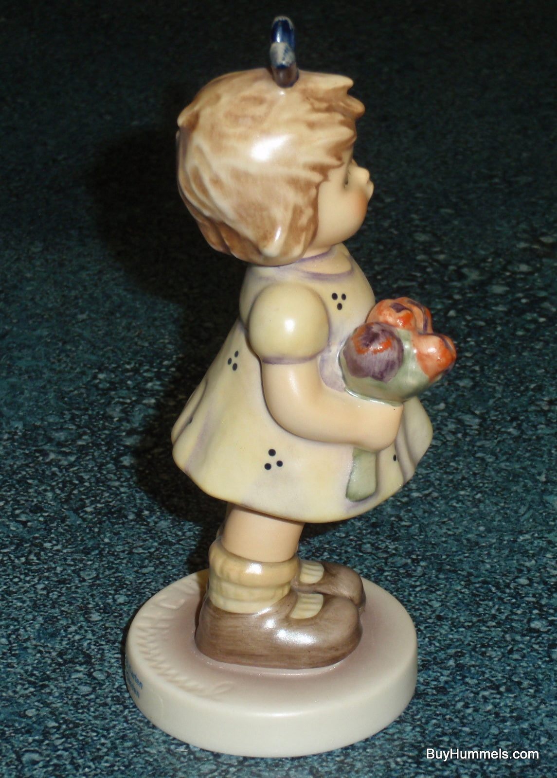 "From My Garden" Goebel Hummel Figurine #795/0 - Little Girl With Bouquet!