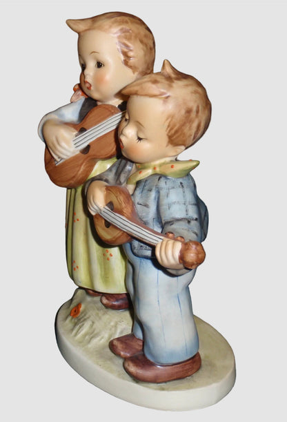 "Happy Days" Goebel Hummel Figurine #150/I - Large Version Duet