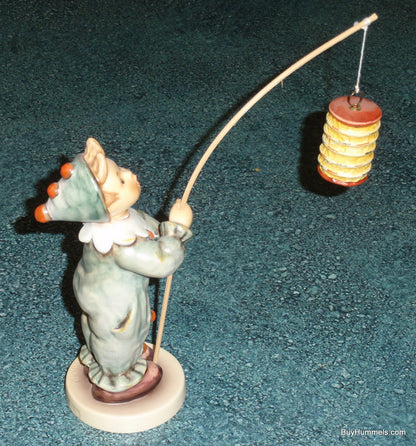 Goebel Hummel Figurine "Parade Of Lights" #616