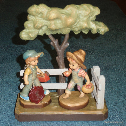 ANRI Sarah Kay Set Apple of My Eye and Dads Helper with Tree Display