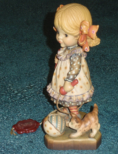 "LET'S PLAY" ANRI SARAH KAY WOOD CARVING 6" FIGURINE - Girl With Kitten!