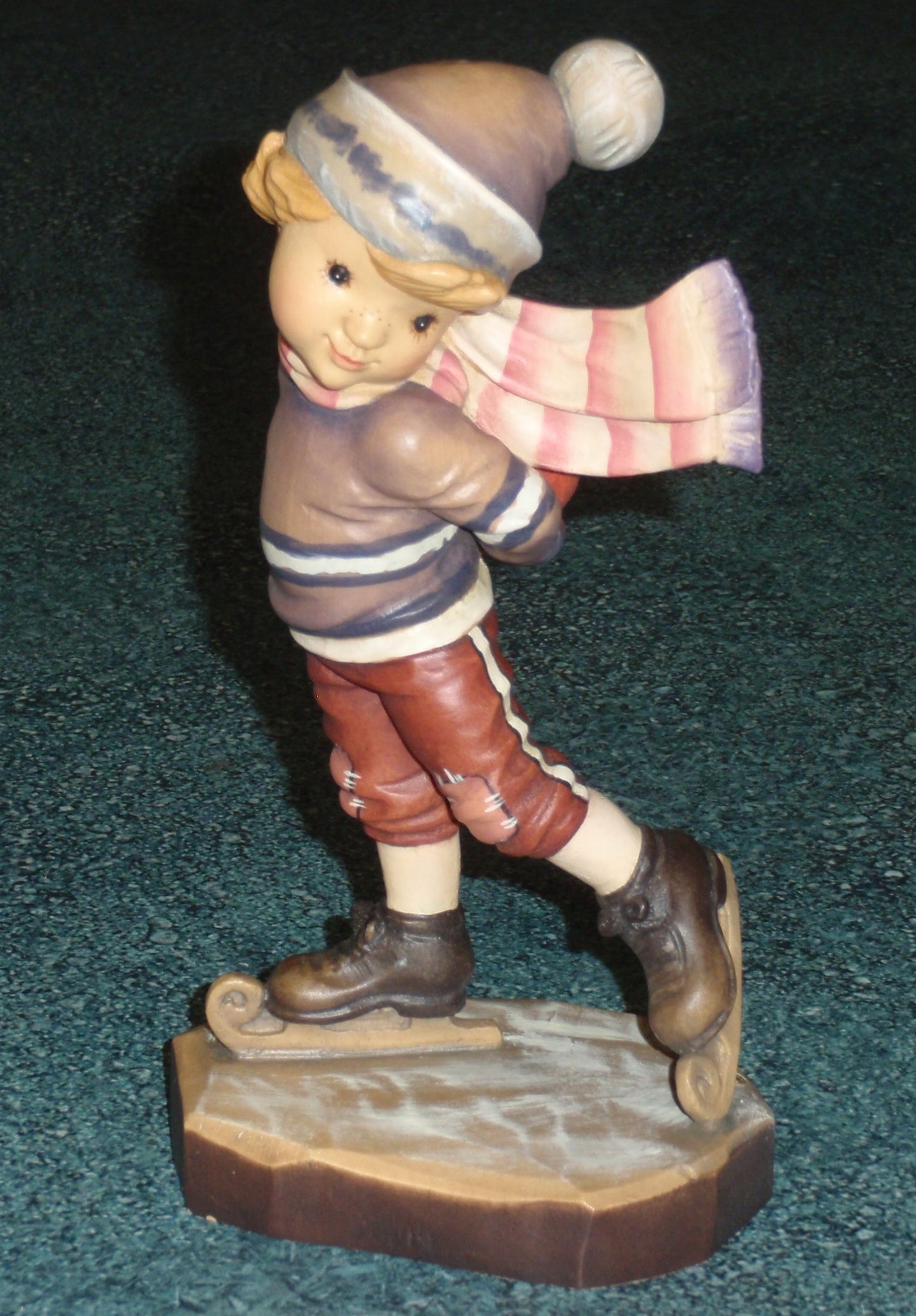 Anri Sarah Kay “Free Skating” Limited Edition 7" Figurine #57375 - Wintertime Gift!