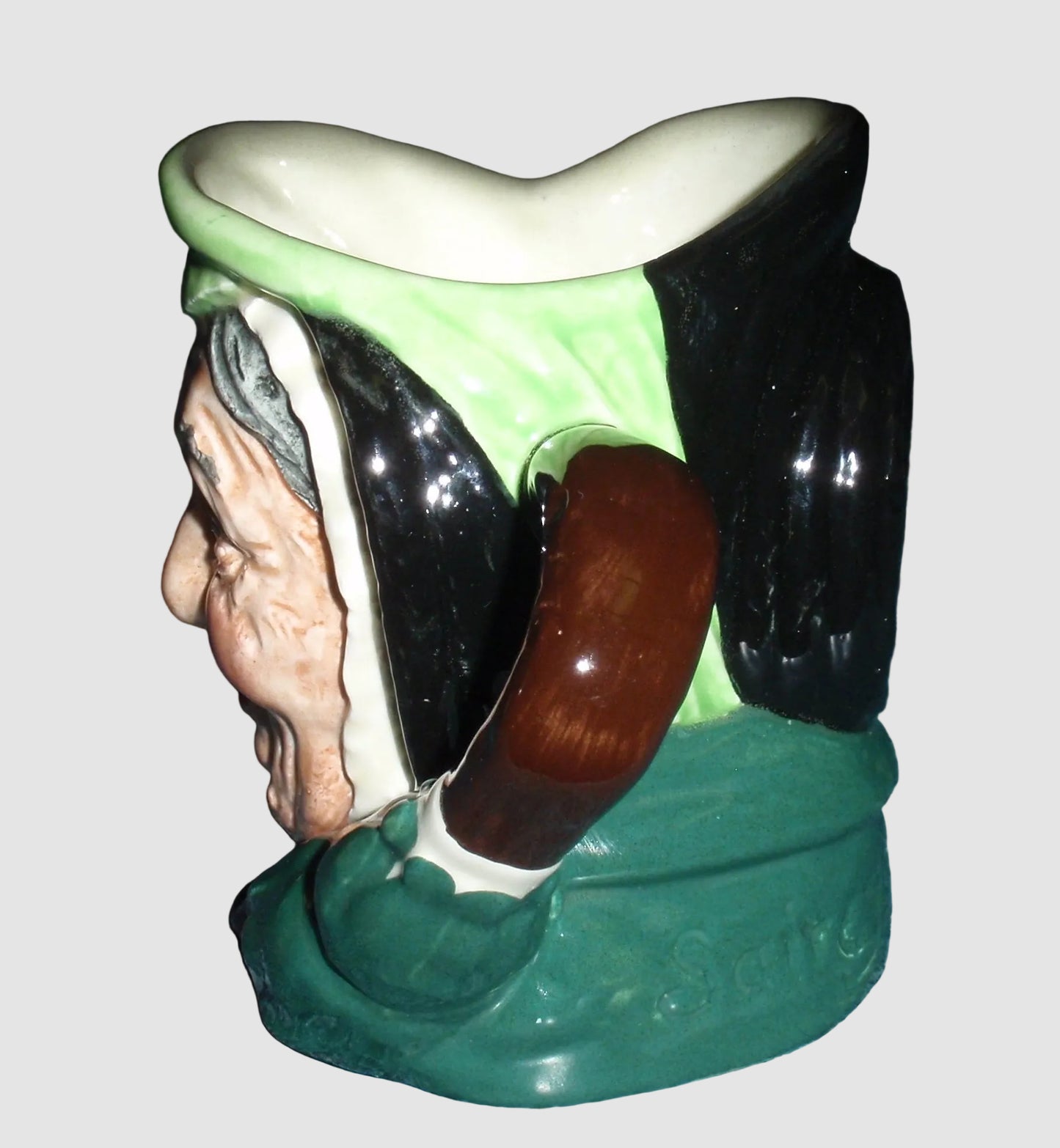 "Sairey Gamp" Royal Doulton Character Jug D5528 - Toby Mug (3.5")