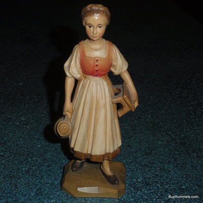 "Milk Maid" Anri Wood Carving Figurine #689021 - Signed by Ulrich Bernardi (5")