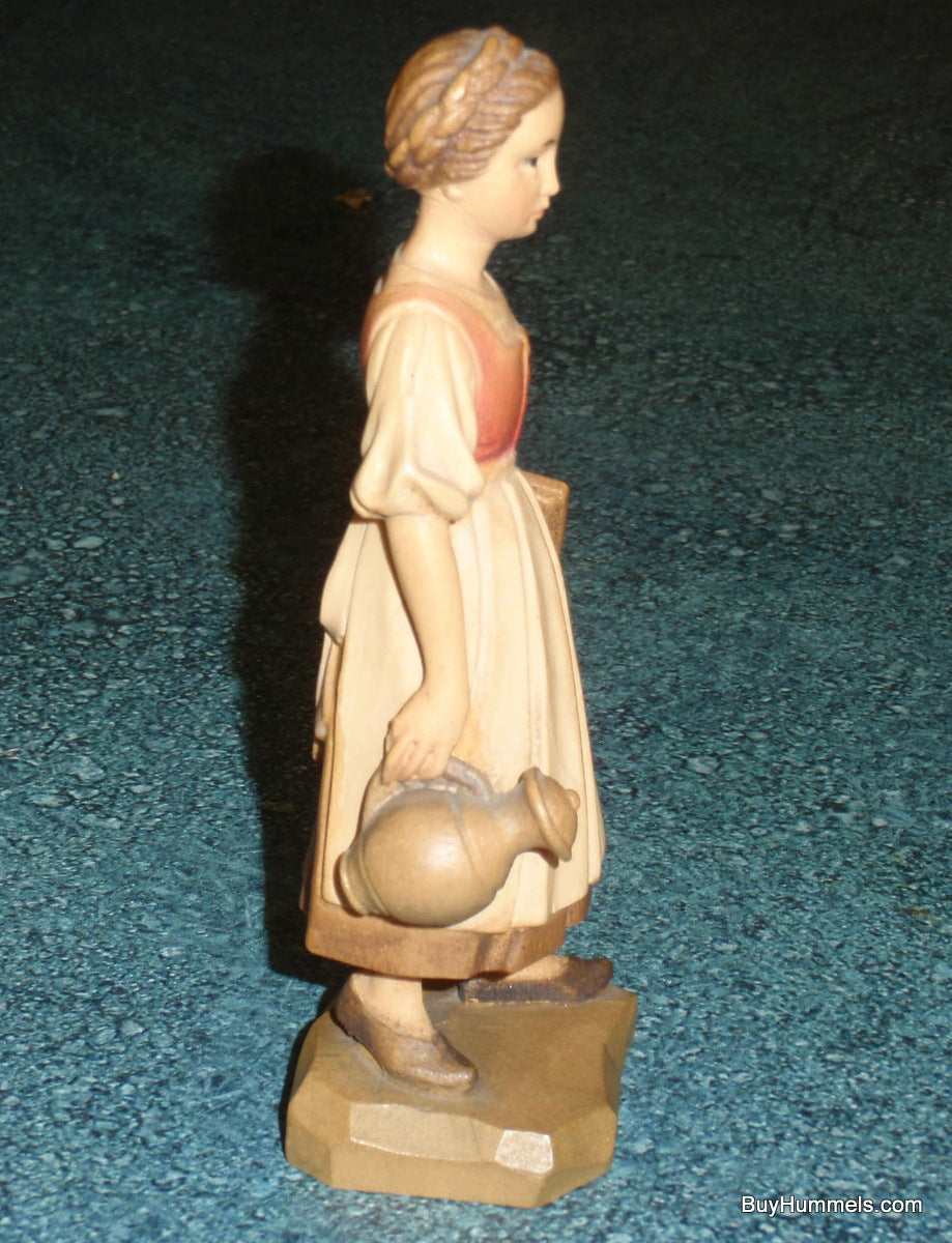 "Milk Maid" Anri Wood Carving Figurine #689021 - Signed by Ulrich Bernardi (5")