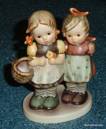 "Daddy's Girl" Goebel Hummel Figurine #371 - Cute Collectible Gift!