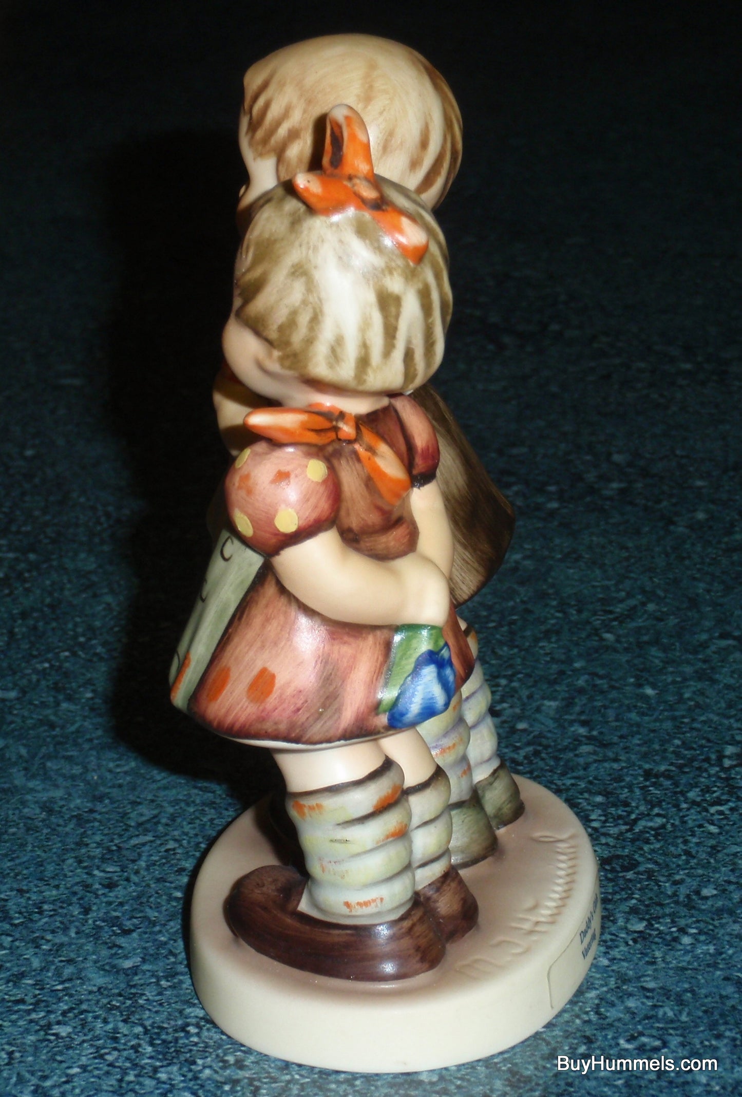 "Daddy's Girl" Goebel Hummel Figurine #371 - Cute Collectible Gift!