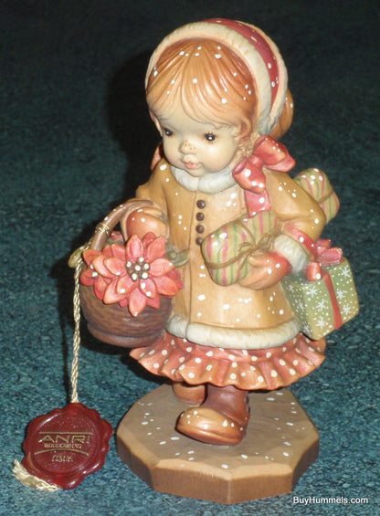 6" Anri Sarah Kay "Yuletide Cheer" Christmas Wood Carving Figurine With Original Box - Little Girl With Armful Of Presents!