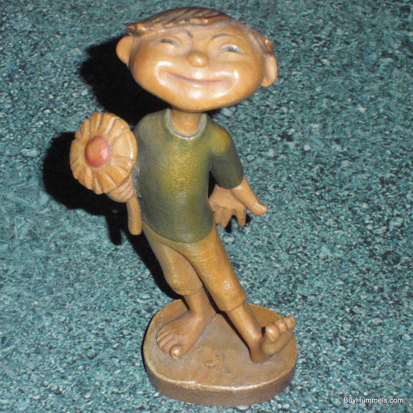 "Keep Her Guessing" Anri Wood Carving Figurine #52233/1 (5.75")