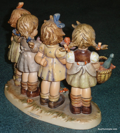 "We Wish You The Best" Goebel Hummel Figurine #600 From The Century Collection