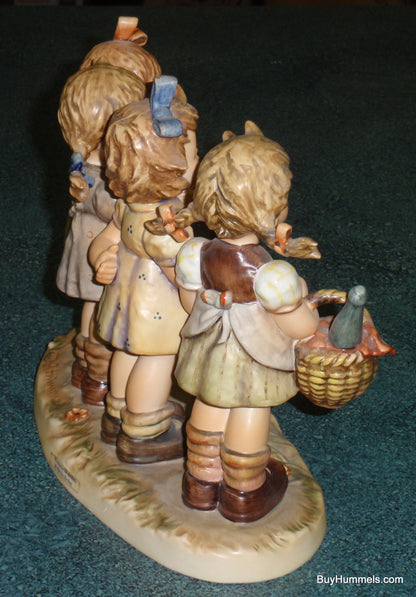 "We Wish You The Best" Goebel Hummel Figurine #600 From The Century Collection