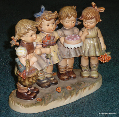 "We Wish You The Best" Goebel Hummel Figurine #600 From The Century Collection