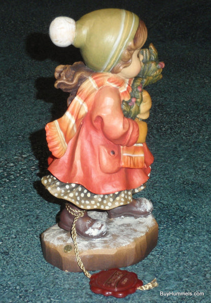 Anri "Winter Cheer" Sarah Kay Wood Carved Figurine 6" Signed By Ulrich Bernardi With Original Box!