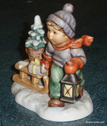 "Christmas Is Coming" Holiday Goebel Hummel Figurine #2001 - RARE GIFT!