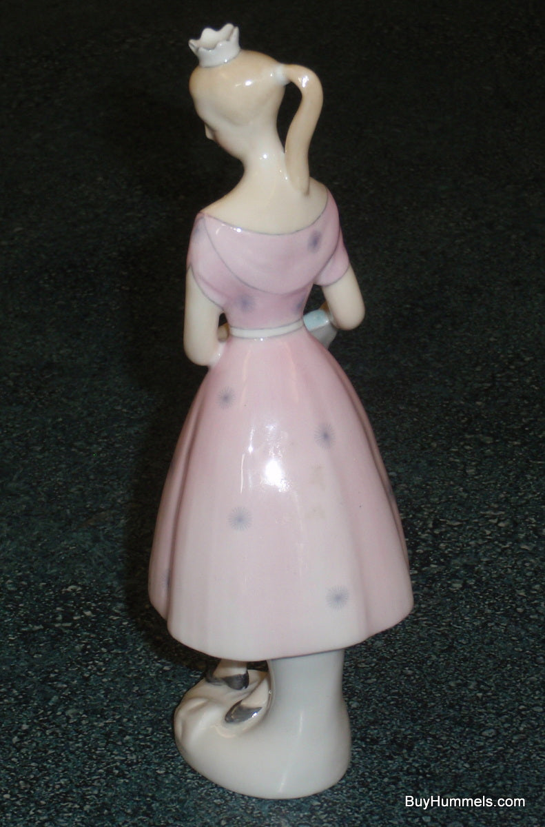 "Columbine" Royal Doulton Figurine HN2185 - Teenagers Series with Tambourine