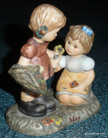 Goebel Berta Hummel Figurine BH 122 Blossoms of Friendship 1999 From May - GIFT!