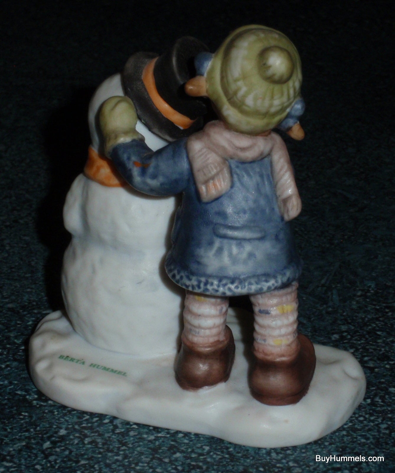 Goebel Hummel "Crowning Touch" #BH 82/2/0 Girl With Snowman CUTE CHRISTMAS GIFT!