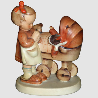 "Doll Mother" Goebel Hummel Figurine #67 - TMK-2 Full Bee (4.75")