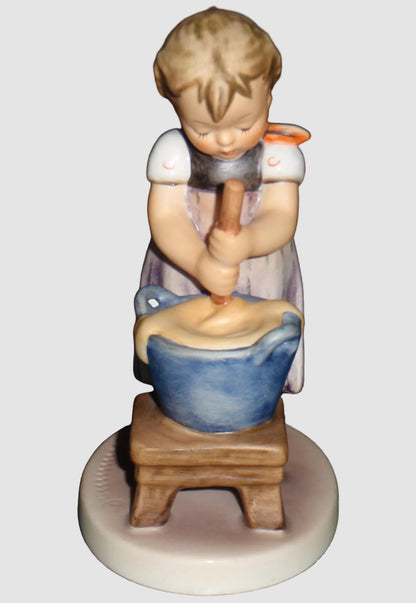 "Baking Day" Goebel Hummel Figurine #330 TMK6