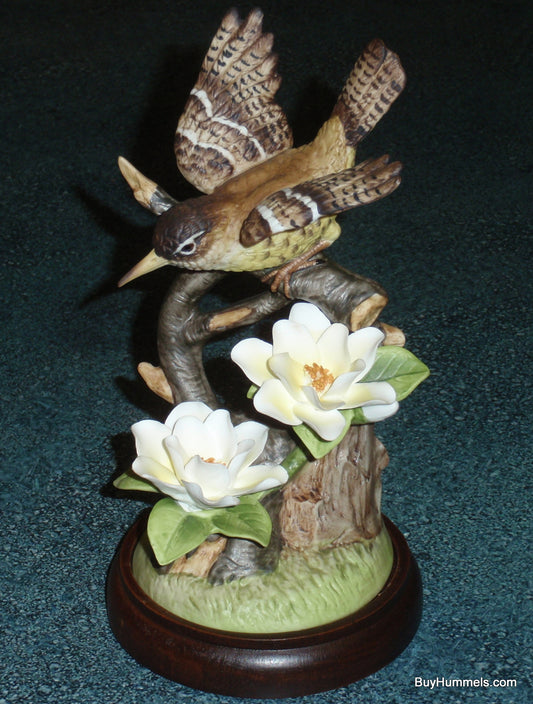 Angeline Original Japan CAROLINA WREN Porcelain Bird Figurine With Wood Stand!