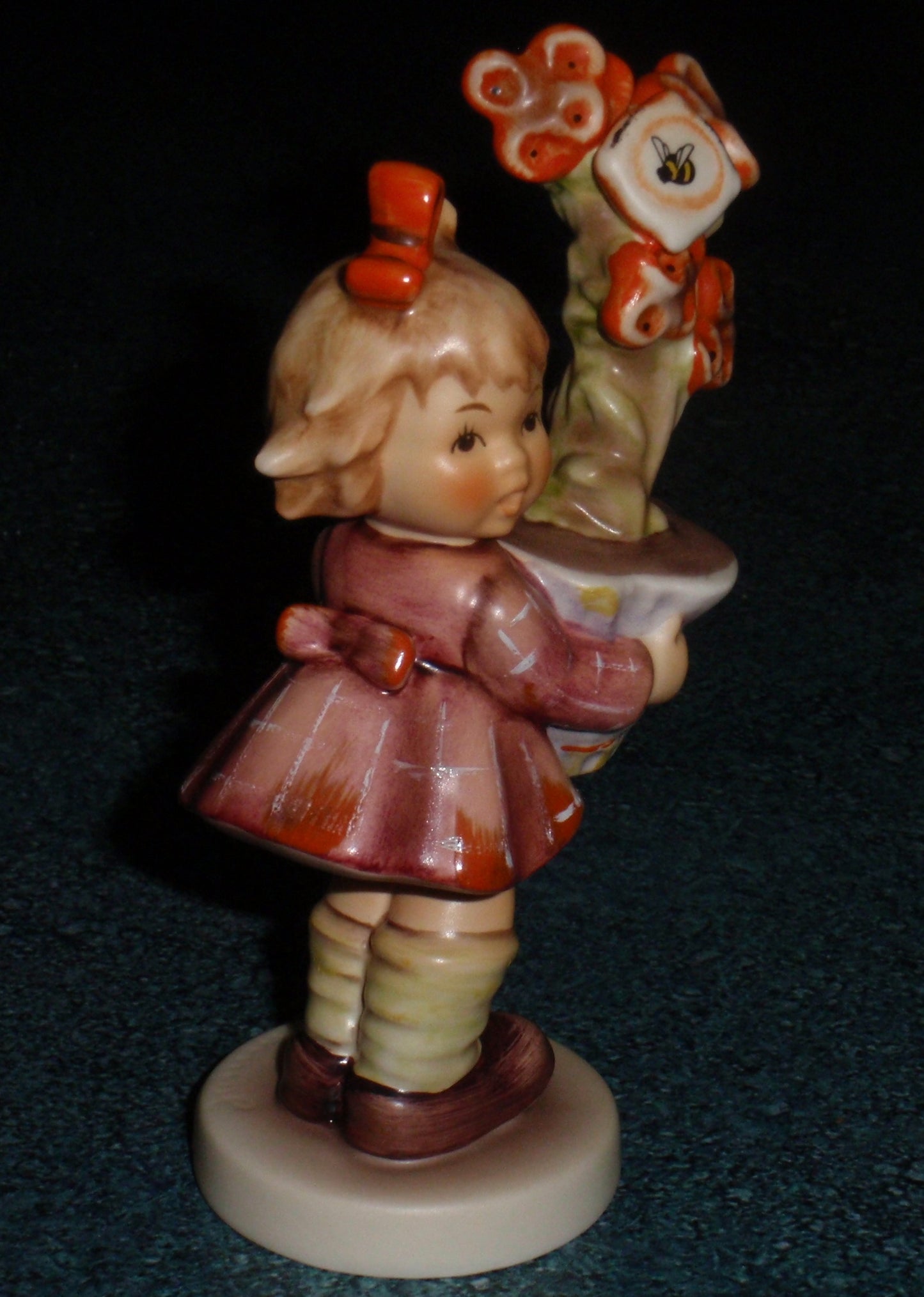 "Best Wishes" Goebel Hummel Figurine #540 TMK7 Special Event First Issue Gift!