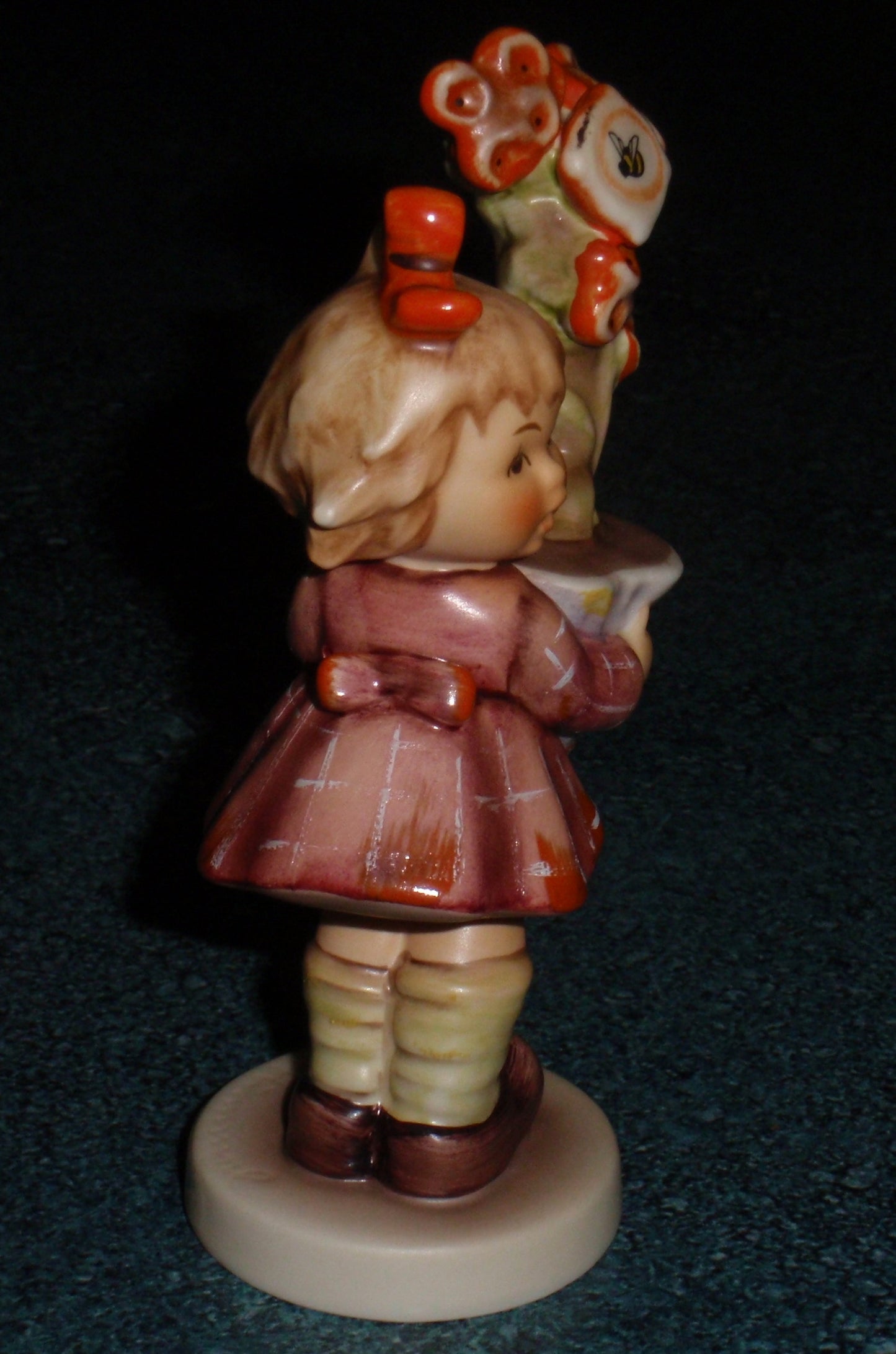 "Best Wishes" Goebel Hummel Figurine #540 TMK7 Special Event First Issue Gift!