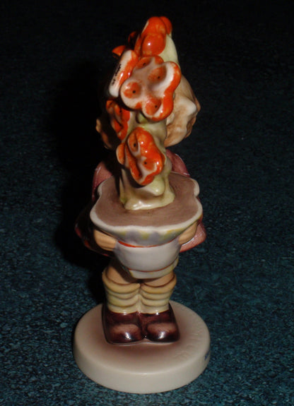 "Best Wishes" Goebel Hummel Figurine #540 TMK7 Special Event First Issue Gift!