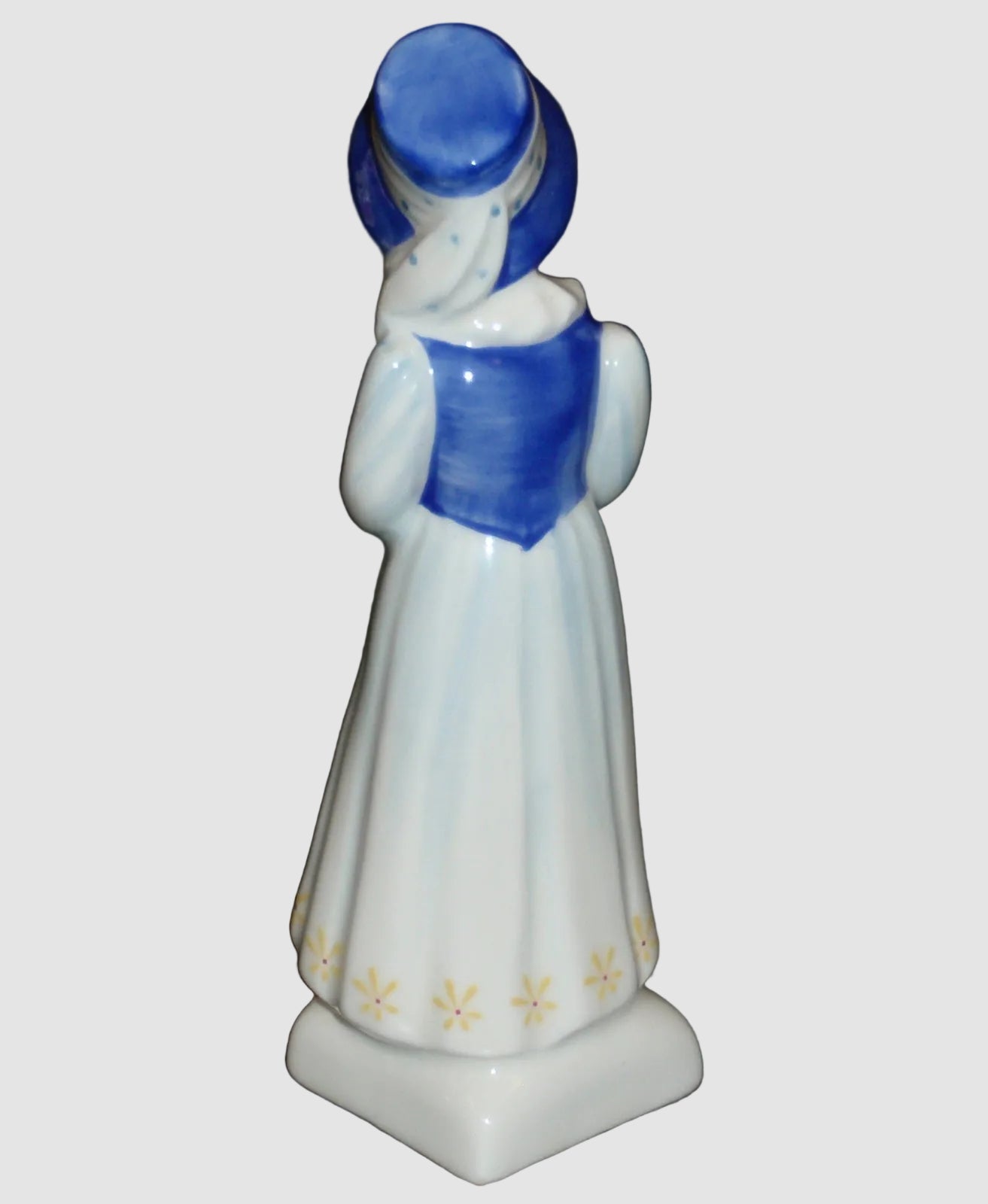 "Lucy" Royal Doulton Figurine HN 2863 - Kate Greenaway Collection (6")