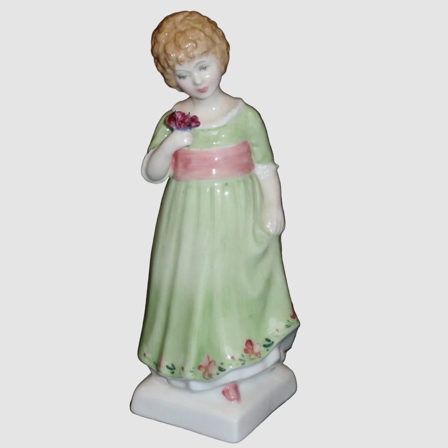"Tess" Royal Doulton Figurine HN2865 - Kate Greenaway Collection (5.75")