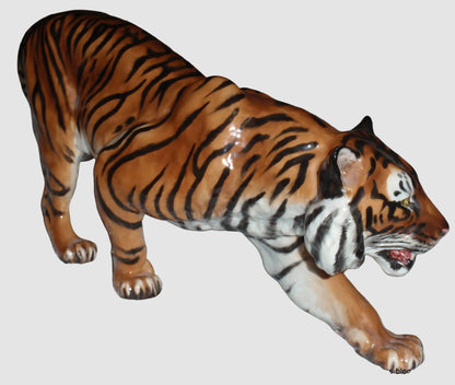 "Stalking Tiger" Royal Doulton Figurine HN2646 - Large (13.25")