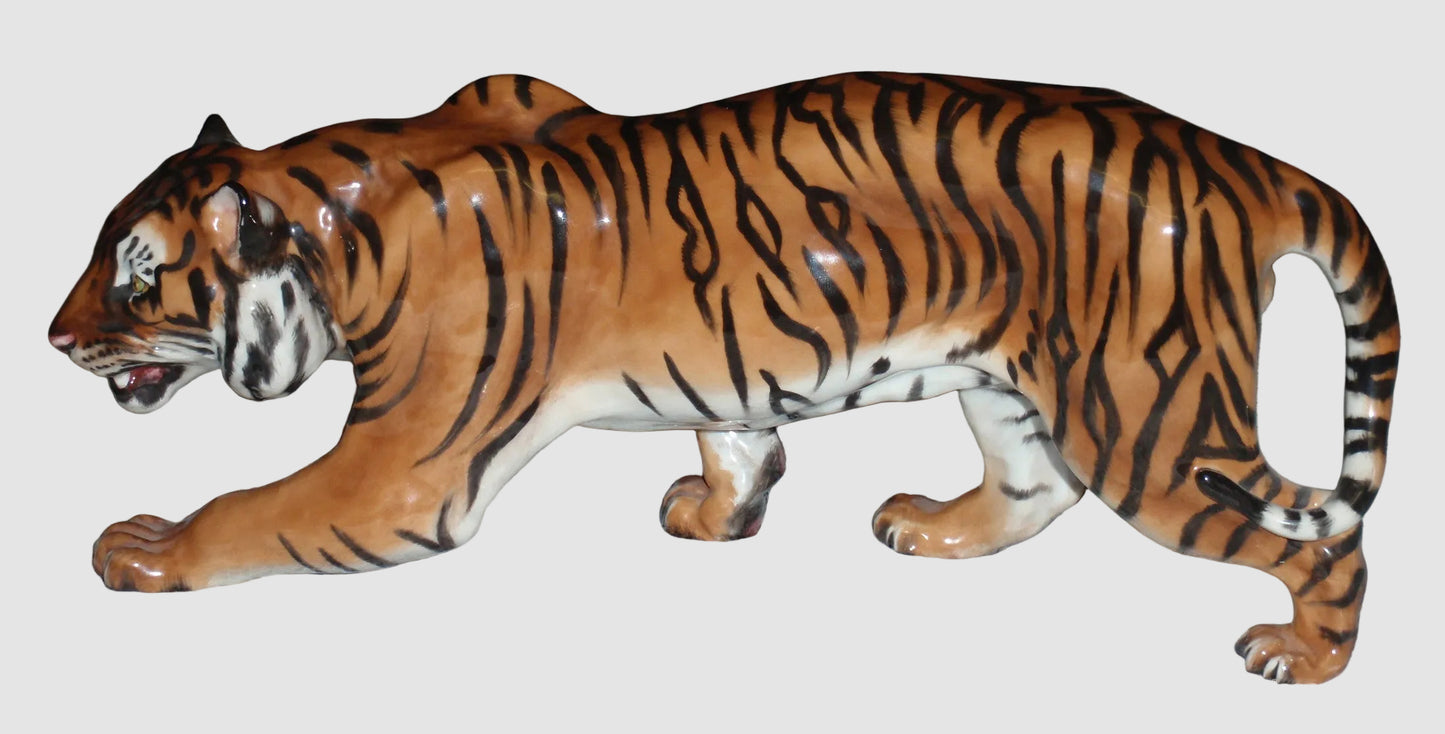 "Stalking Tiger" Royal Doulton Figurine HN2646 - Large (13.25")