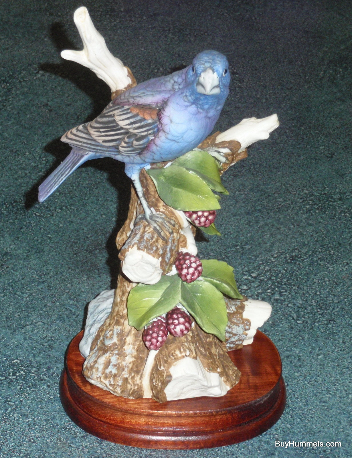 Porcelain Grosbeak Bird Andrea By Sadek #8405 Collectible Figurine - GREAT GIFT!