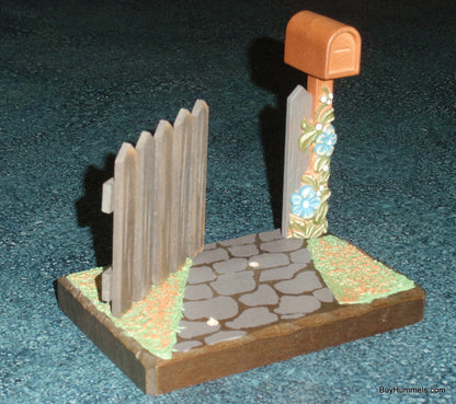 ANRI Wood Carved Scene #33506 For "BASHFUL" BOY & "KISS ME" FIGURINES With Box!
