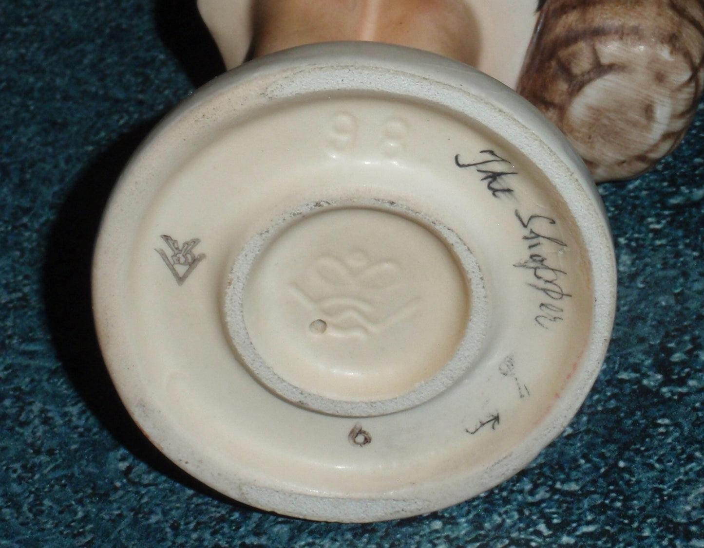 ULTRA RARE "Sister" Goebel Hummel Figurine #98 TMK1 Incised Crown Antique Gift!