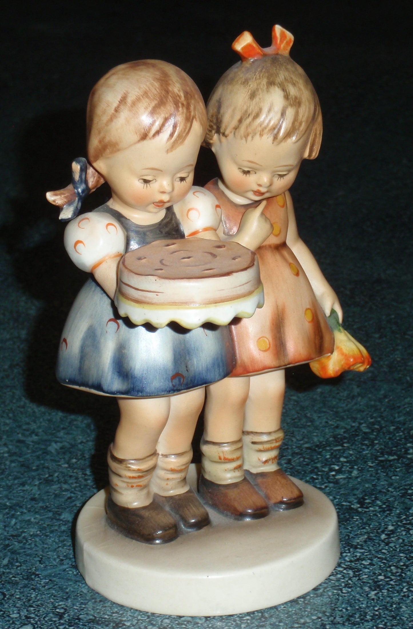 1950s "Happy Birthday" Goebel Hummel Figurine #176/1 TMK2 FULL BEE - RARE GIFT!