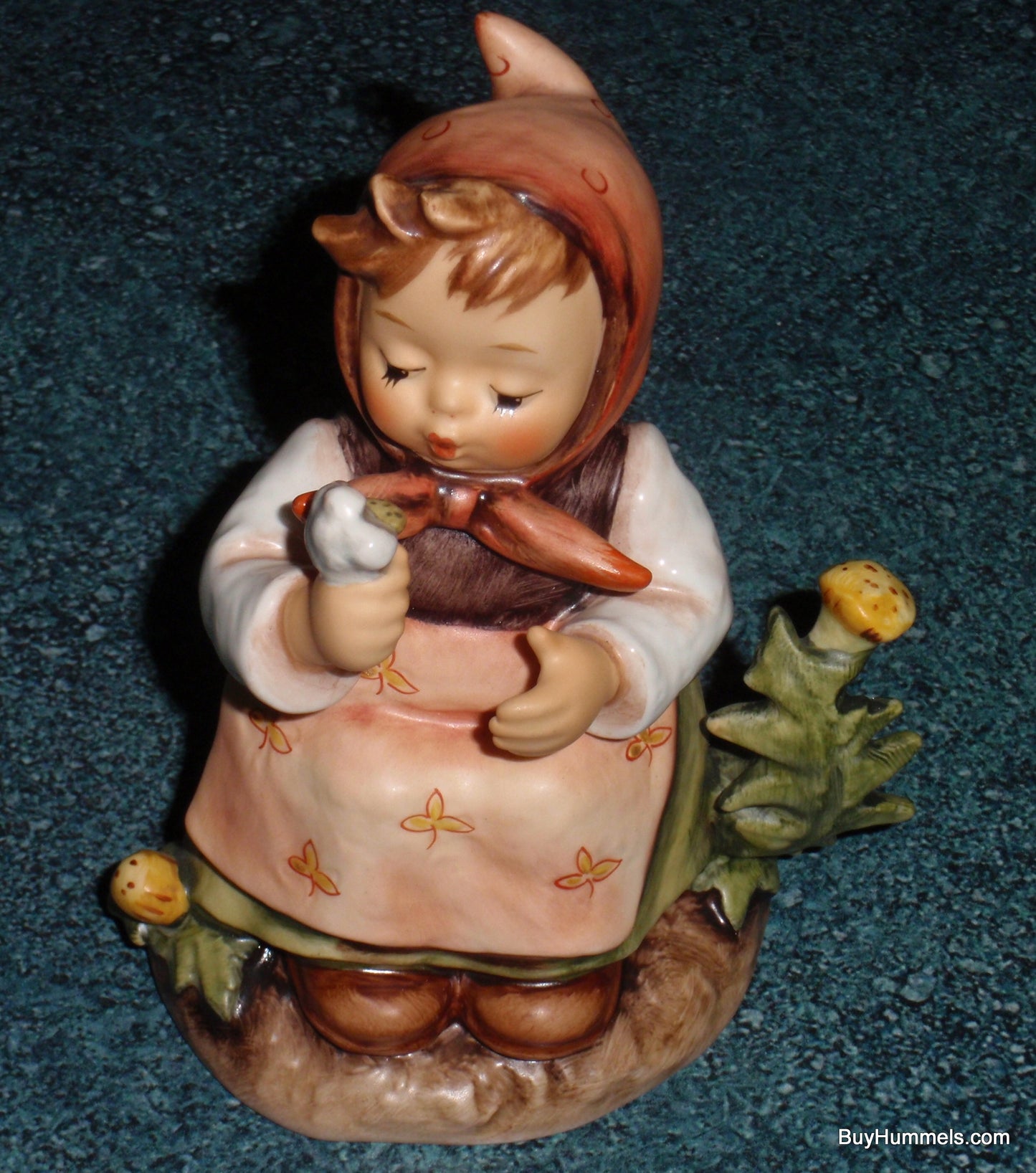 "Make A Wish" Hummel Figurine #475 - Girl With Dandelion