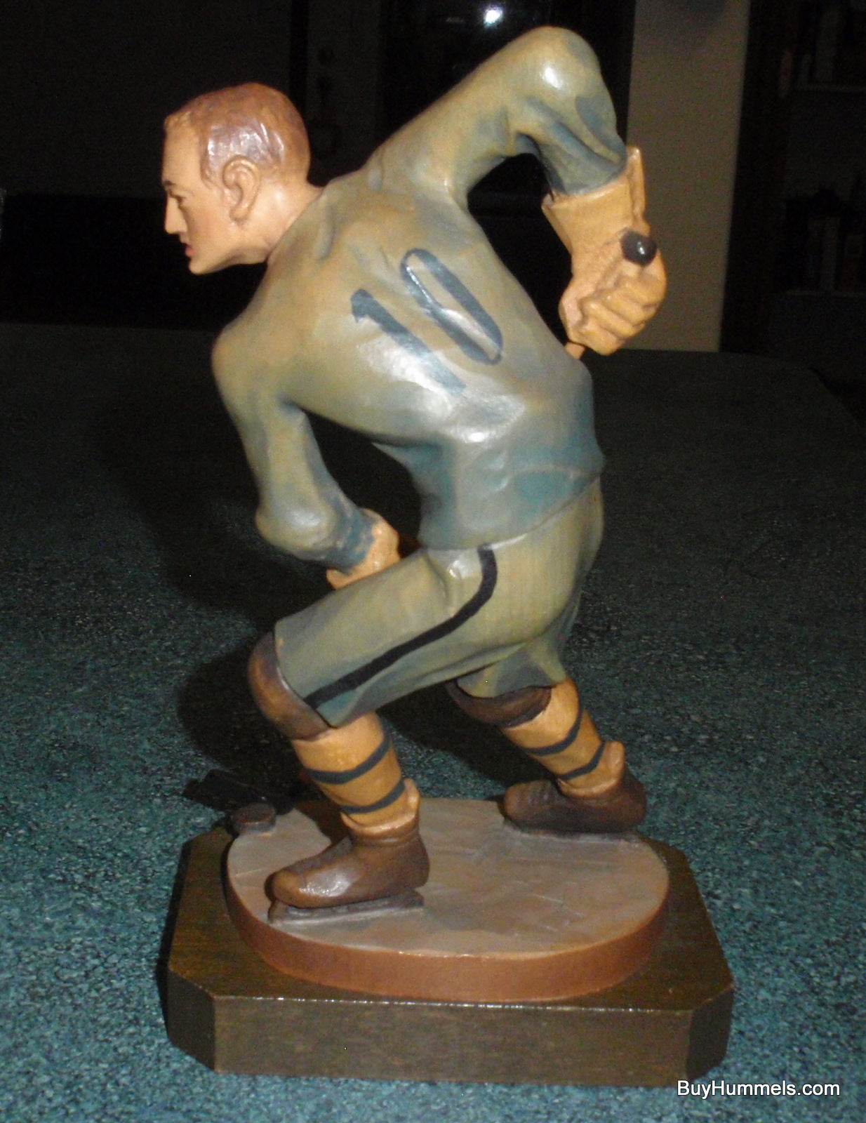 "Hockey Player" Anri Wood Carving Figurine #52354 - Ulrich Bernardi (8.5")