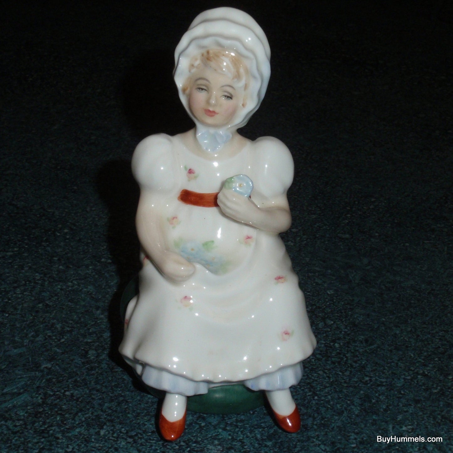 "Kathy" Royal Doulton Figurine HN2346 - Kate Greenaway Collection (4.5")