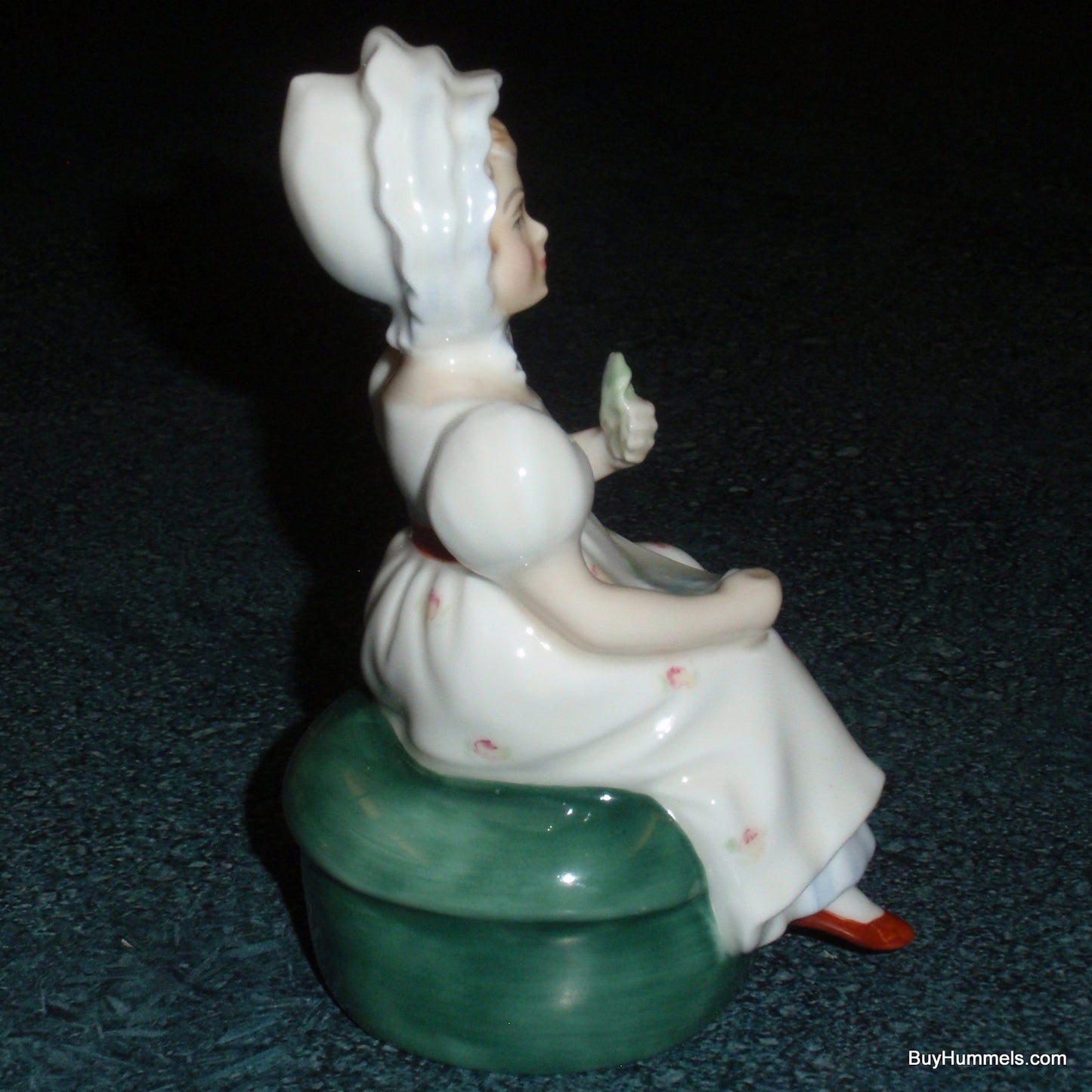 "Kathy" Royal Doulton Figurine HN2346 - Kate Greenaway Collection (4.5")
