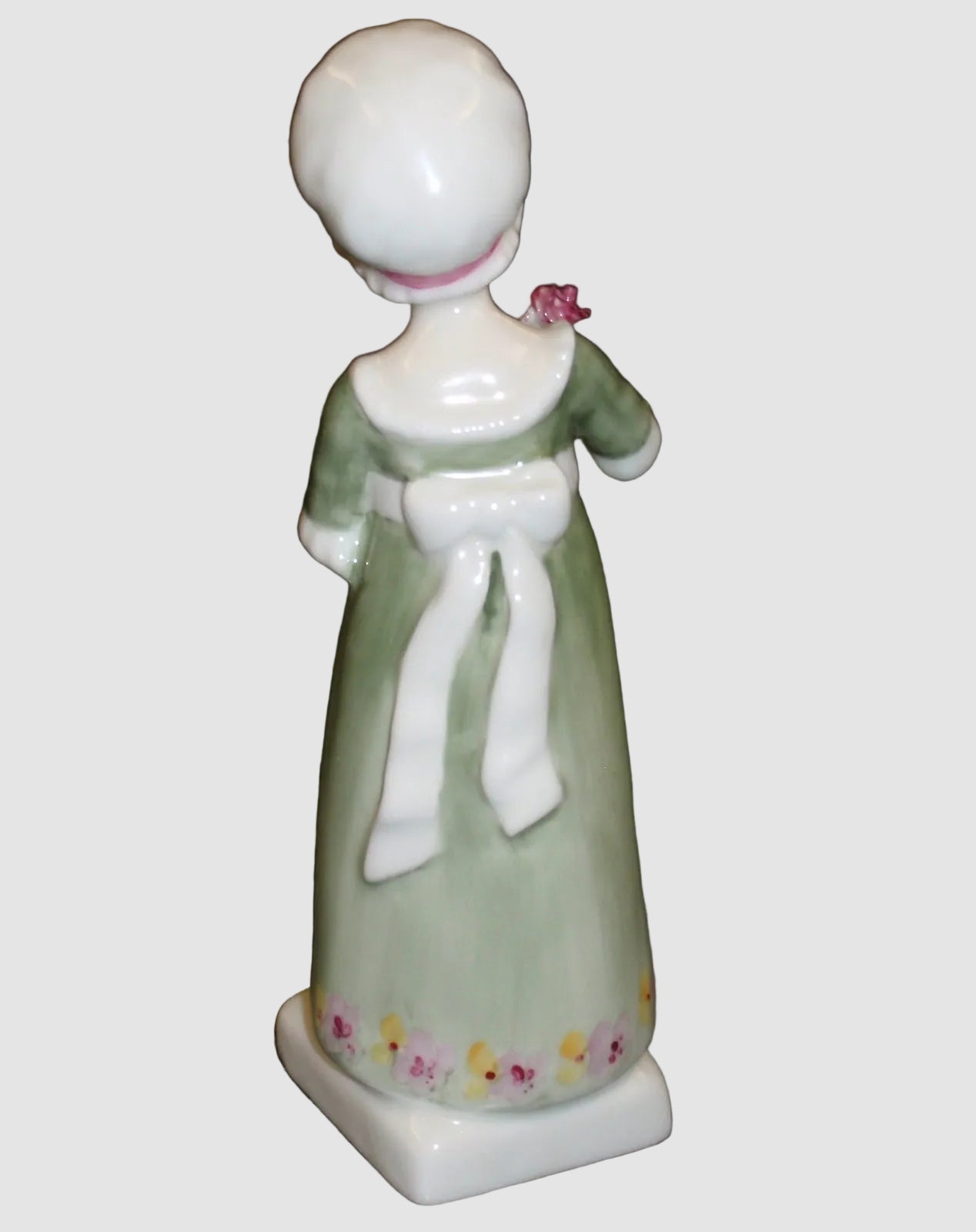 "Ruth" Royal Doulton Figurine HN2799 - Kate Greenaway Collection (6.5")
