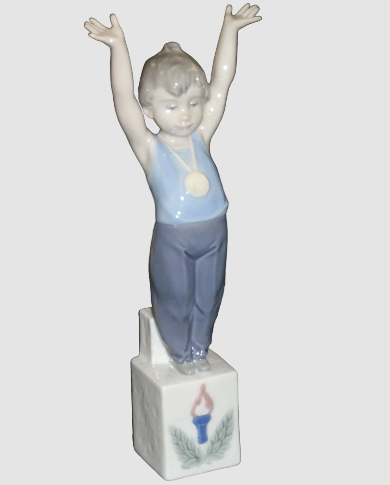 "Olympic Champion" Lladro Figurine #5871 - Rare Boy Olympian (9")