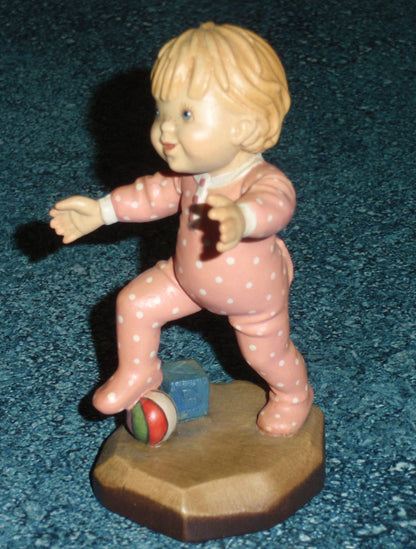 Anri Club #57901 Sarah Kay Figurine "On My Own" Baby Girl In Pink Signed With Original Box - Baby Shower Collectible Gift From Italy!