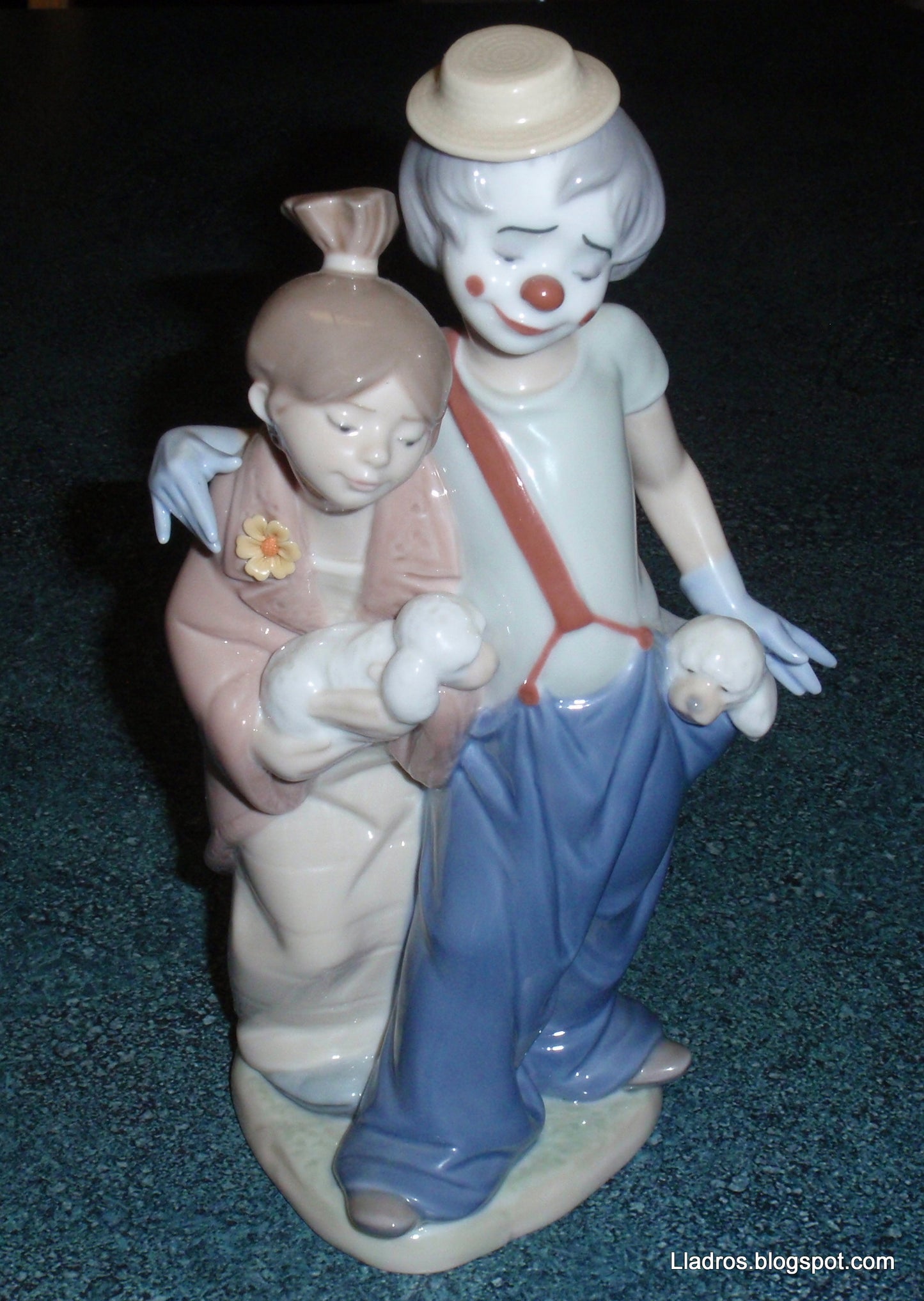 "Pals Forever" Clown With Puppies Lladro Figurine Model #7685