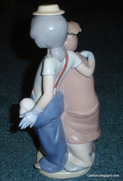 "Pals Forever" Clown With Puppies Lladro Figurine Model #7685