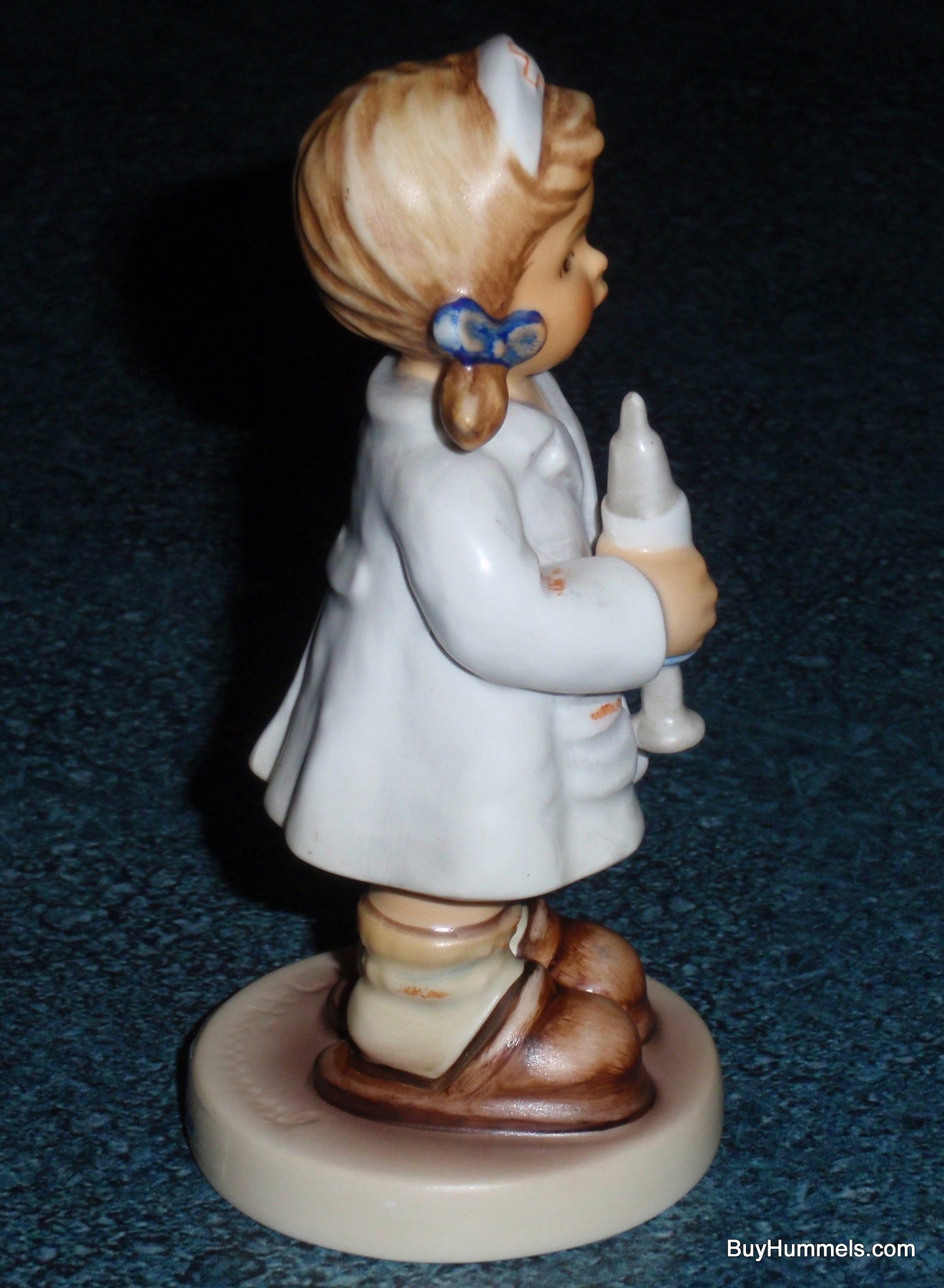 "Comfort And Care" Goebel Hummel Figurine #2075